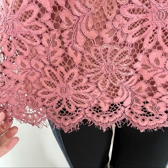 Nanette by Nanette Lepore Lace Blouse Ruffled Sleeves Scalloped Hem Size Medium - Picture 3 of 11